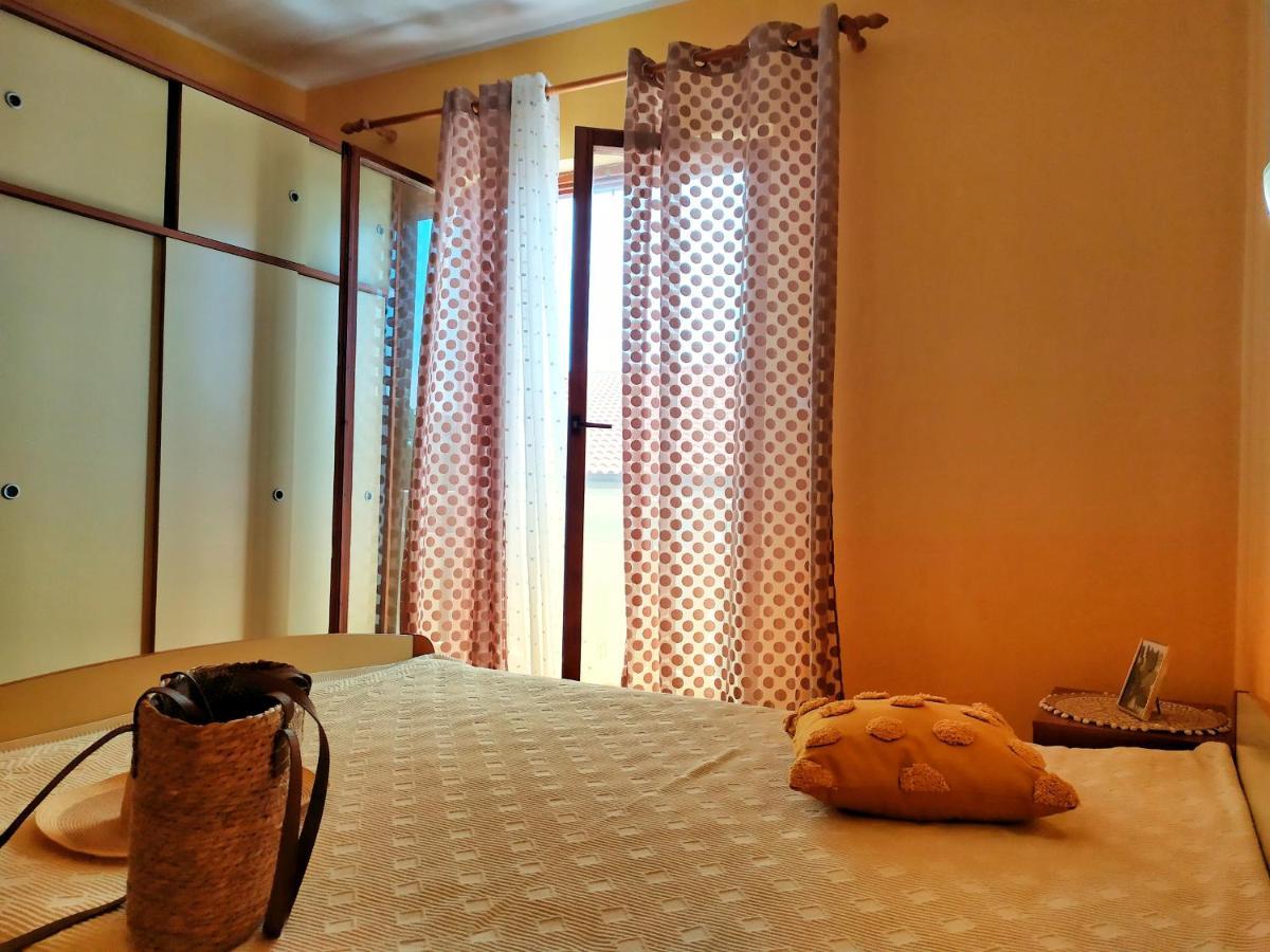 Cozy Apartments Danica Novalja With Terrace - First Floor ภายนอก รูปภาพ